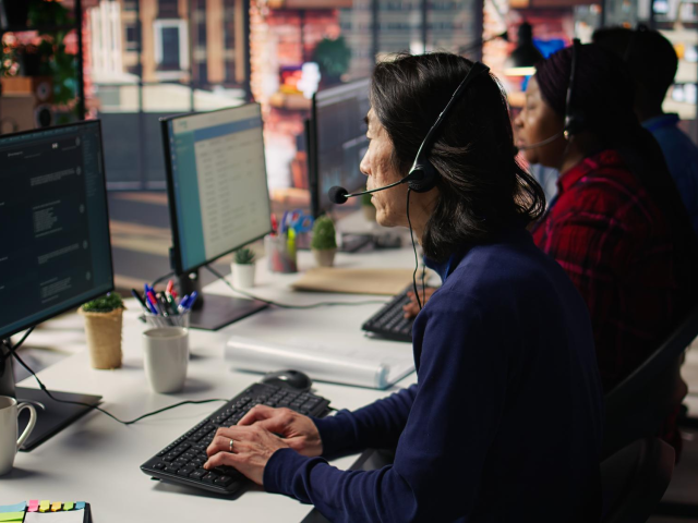 7 Signs It’s Time to Outsource Your Customer Service Team