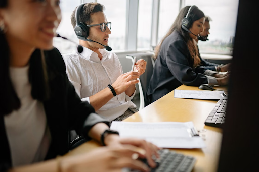 Why Small Businesses Struggle With Customer Support (And How Outsourcing Solves It)