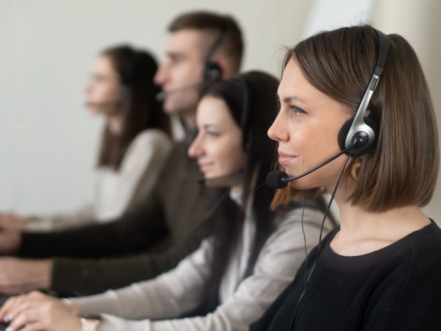 How Outbound Call Center Services Generate More Qualified Leads
